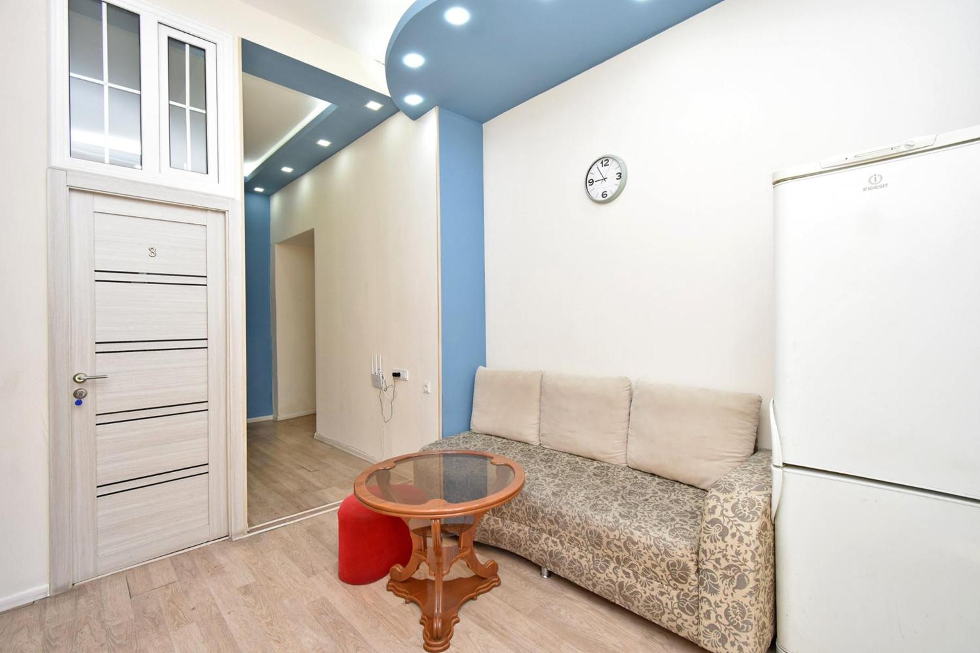 Aaaa Hotel Jerevan Buitenkant foto