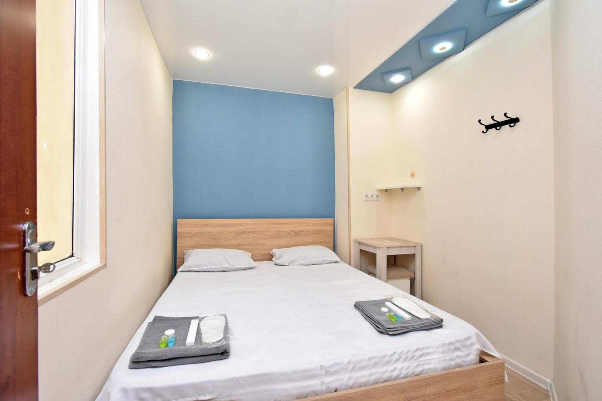 Aaaa Hotel Jerevan Buitenkant foto